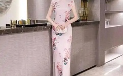 校花奶大水多好爽好爽